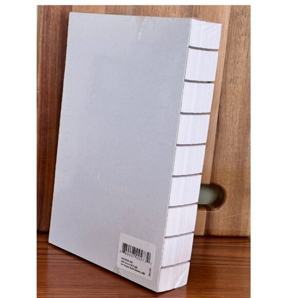 NWT Levenger Ruled 8 Discbound Refill Paper (300 sheets) - Picture 3 of 4